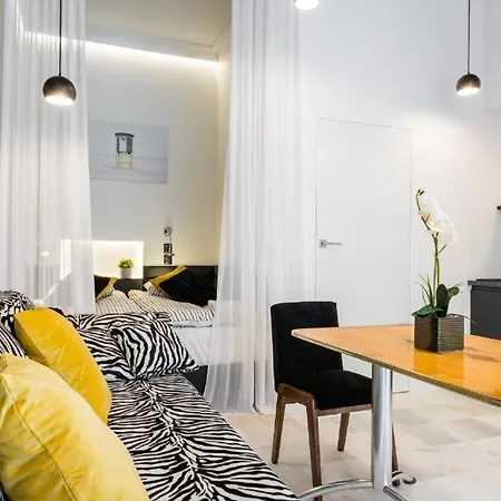 Dodo Acomodo 6 דירה קרקוב